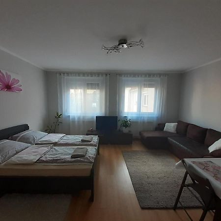 Tukan Apartman Гайдусобосло Екстер'єр фото